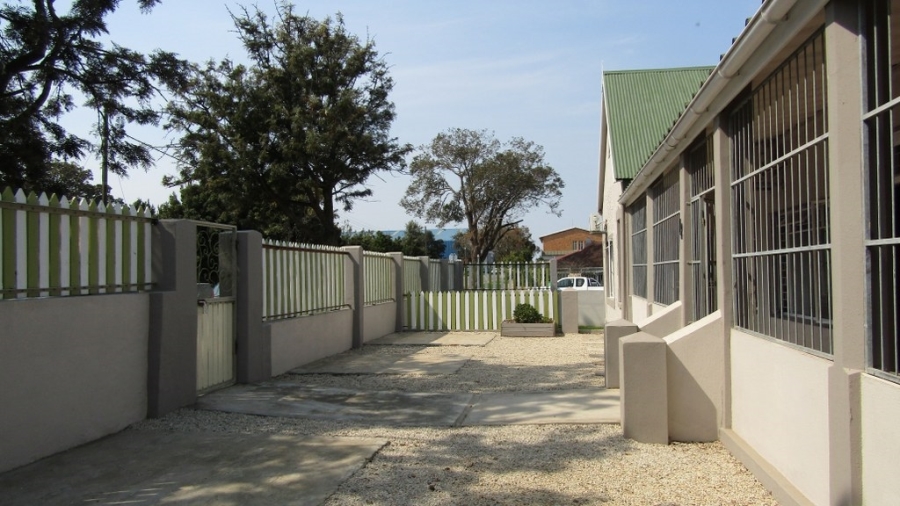 9 Bedroom Property for Sale in Humansdorp Eastern Cape